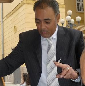 Meet your Posher, Ihab